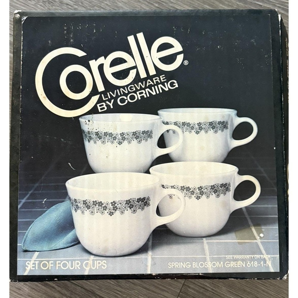 Set of 4 Vintage Corelle Spring Blossom Crazy Daisy Hook Handle Coffee/Tea Cup